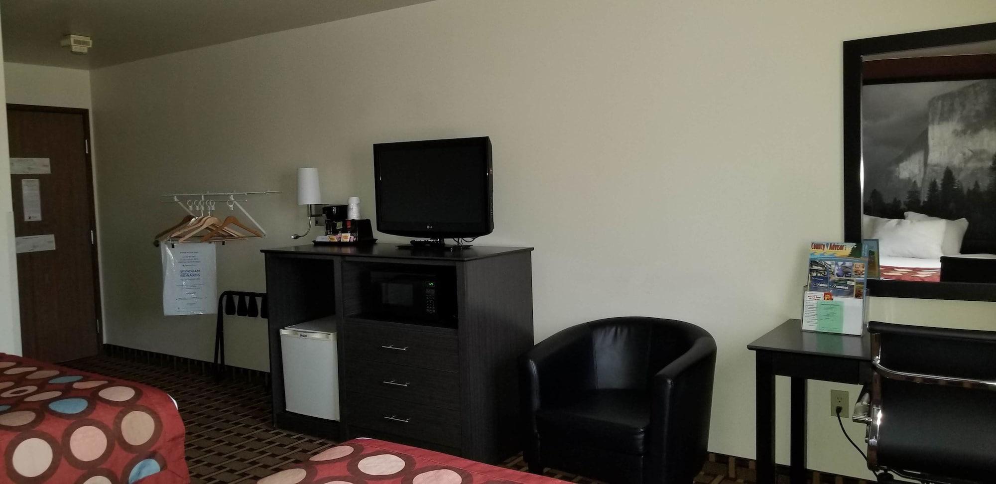 Super 8 By Wyndham Ashland Hotel Eksteriør billede