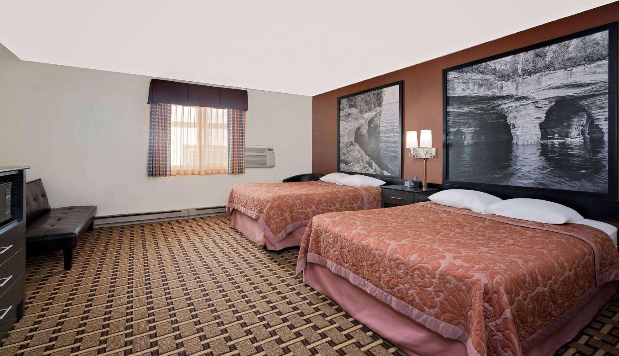Super 8 By Wyndham Ashland Hotel Eksteriør billede